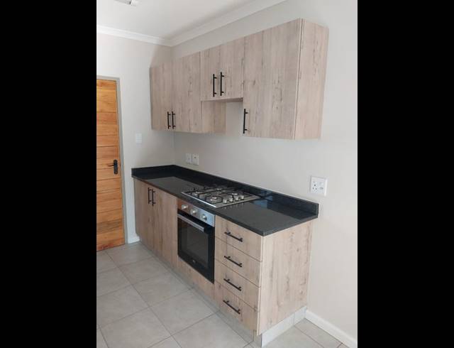 2 BEDROOM HOUSE FOR SALE IN BISHOPSTOWE
